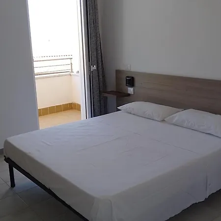 Uria Bed & Breakfast *